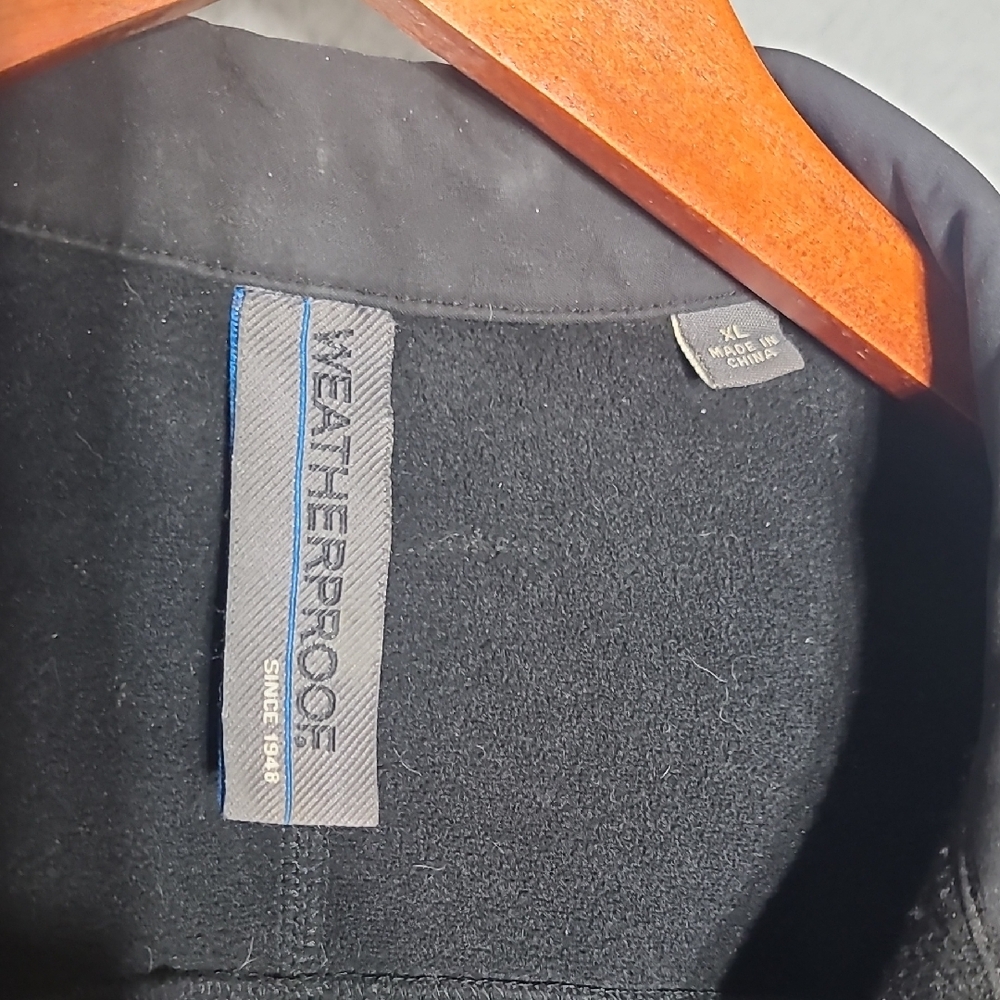 Weatherproof Black Soft shell Zip-Up Jacket - Picture 2 of 6